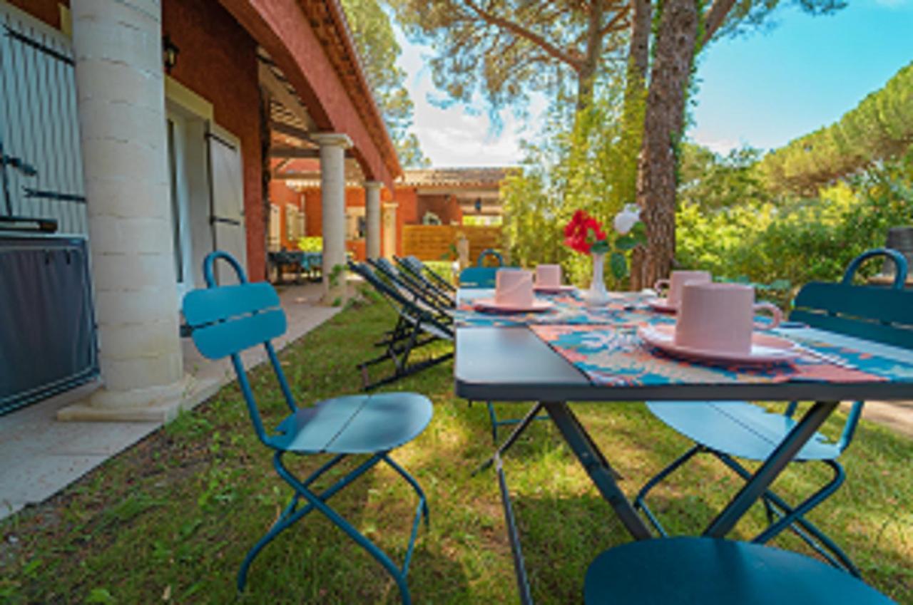 La Bastide Des Pins Bed and Breakfast Castillon-du-Gard Eksteriør billede